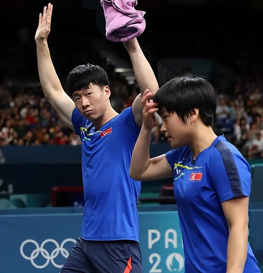 击败对方成, 军赛夺得男, 混双组合